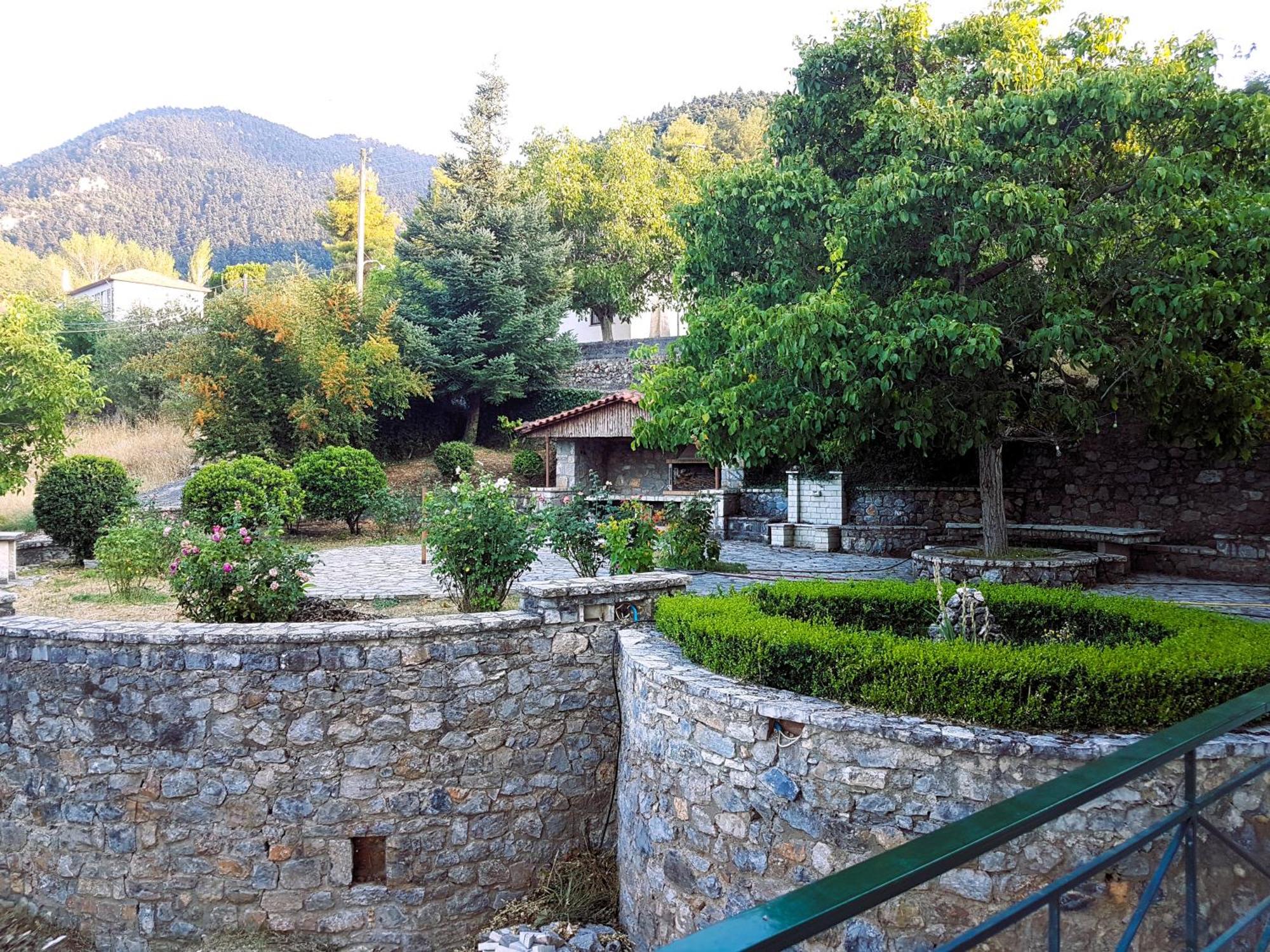 Appartamento Το Αλώνι Vlacherna Esterno foto